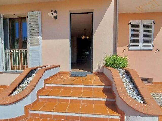 Villa Indipendente in vendita a Mezzana, San Giuliano Terme