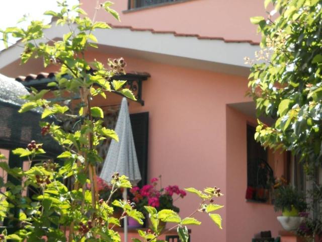 Villa Indipendente in vendita a Piaggia, San Giuliano Terme