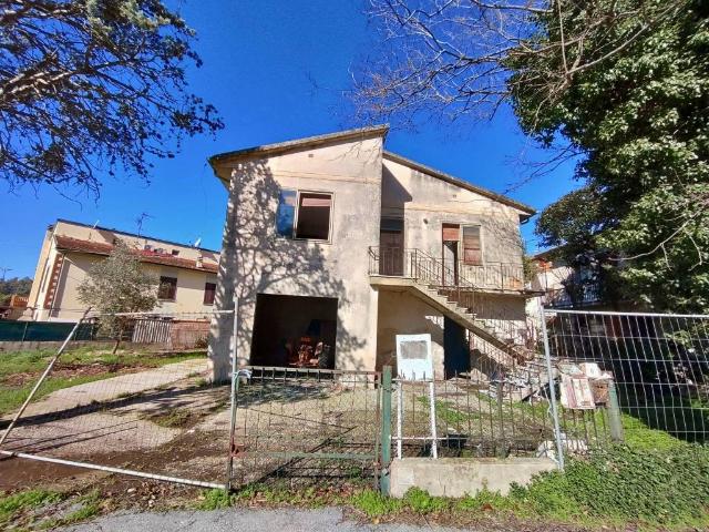 Villa Indipendente in vendita a Gello, San Giuliano Terme