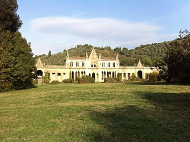 Villa Indipendente in vendita a San Giuliano Terme, Toscana