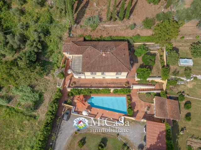 Villa Indipendente in vendita a San Giuliano Terme, Toscana