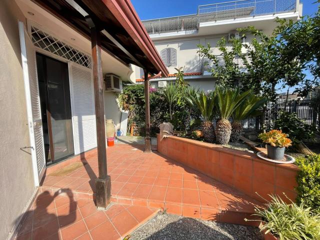 Villa Indipendente in vendita a San Giuseppe Vesuviano, Campania
