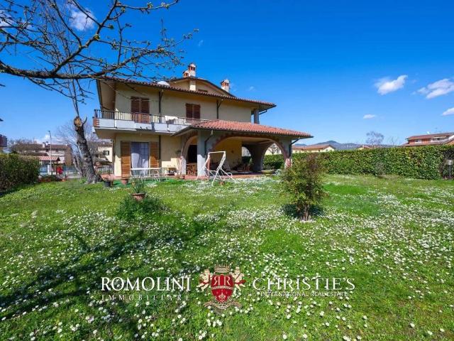 Villa Indipendente in vendita a San Giustino, Umbria