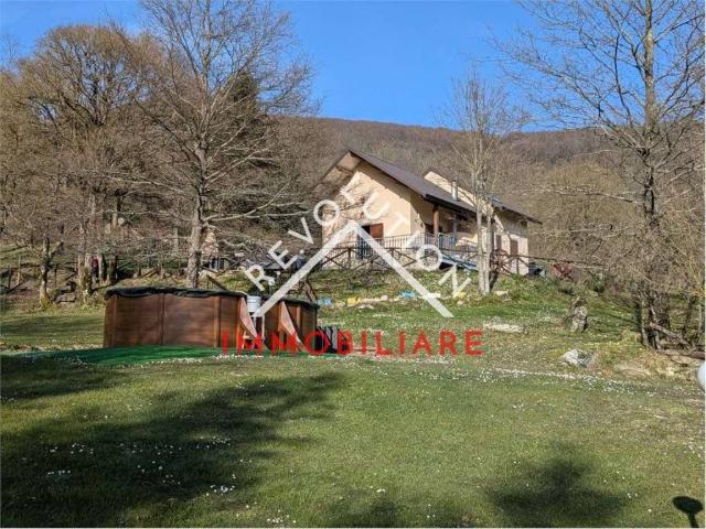 Villa Indipendente in vendita a San Giustino, Umbria