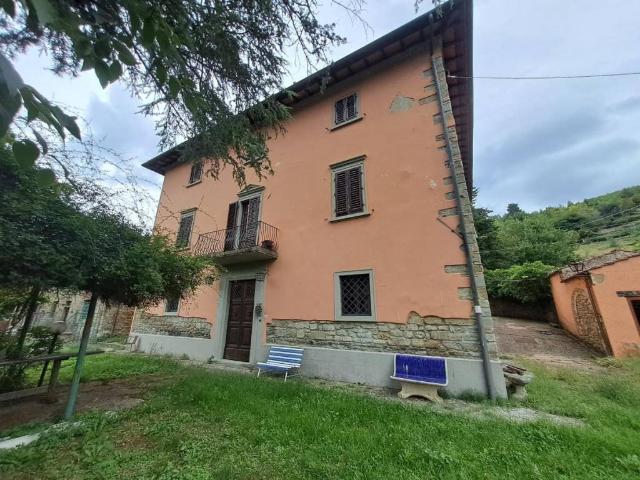 Villa Indipendente in vendita a Unione di Comuni Valdarno e Valdisieve, San Godenzo