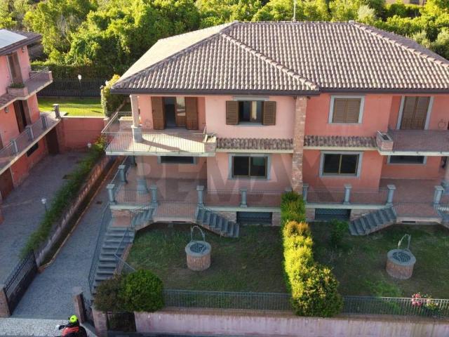 Villa Indipendente in vendita a Carrubazza, San Gregorio Di Catania