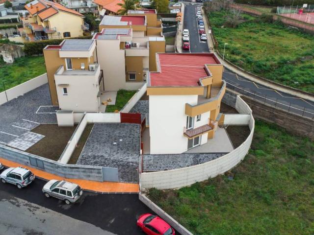Villa Indipendente in vendita a San Gregorio Di Catania, Sicilia
