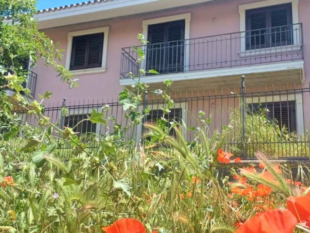 Villa Indipendente in vendita a San Gregorio Di Catania, Sicilia