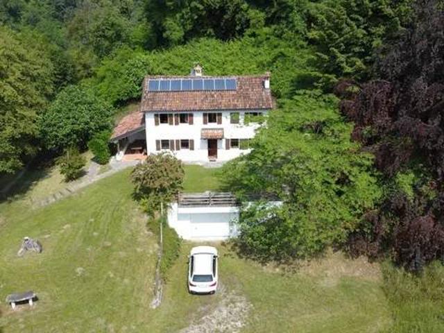 Villa Indipendente in vendita a San Gregorio Nelle Alpi, Veneto