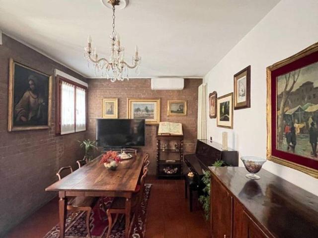 Villa Indipendente in vendita a Cicogna, San Lazzaro
