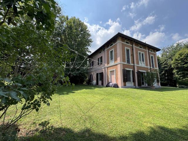 Villa Indipendente in vendita a San Lazzaro, Reggio Emilia