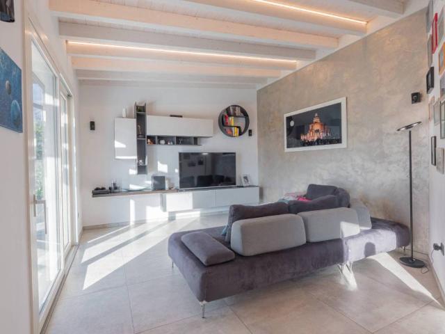 Villa Indipendente in vendita a Cicogna, San Lazzaro