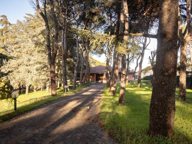 Villa Indipendente in vendita a San Lazzaro, Reggio Emilia