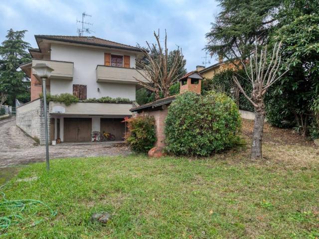 Villa Indipendente in vendita a San Lazzaro, Reggio Emilia