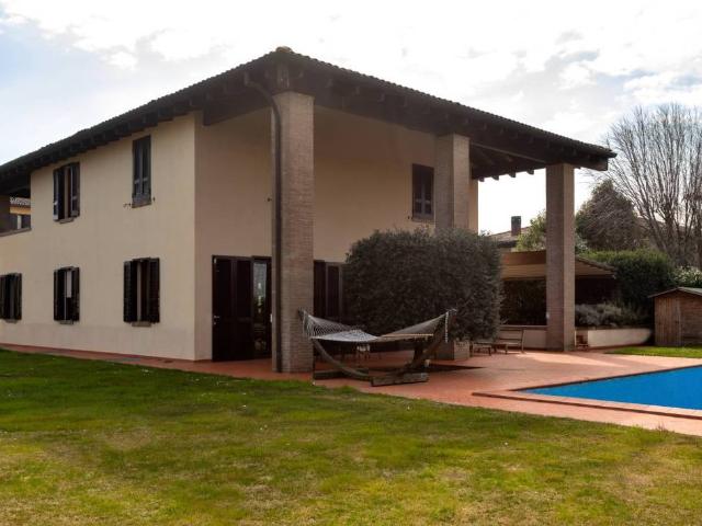 Villa Indipendente in vendita a Castiglia, San Lazzaro