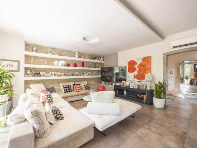 Villa Indipendente in vendita a San Lazzaro, Reggio Emilia