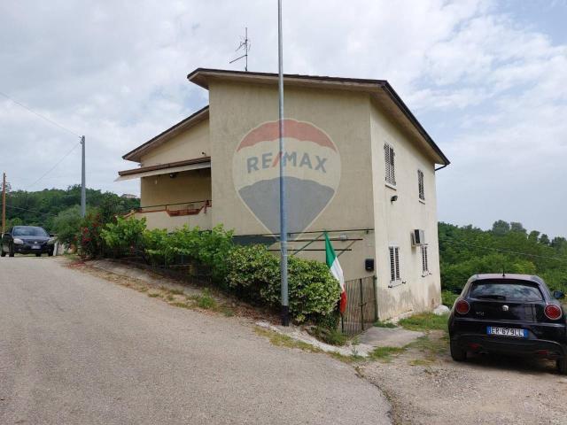 Villa Indipendente in vendita a San Leucio Del Sannio, Campania