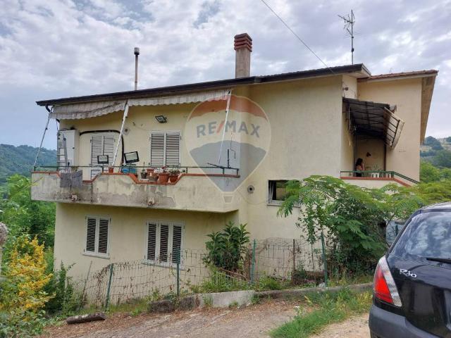 Villa Indipendente in vendita a San Leucio Del Sannio, Campania
