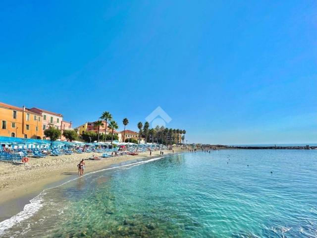 Villa Indipendente in vendita a San Lorenzo Al Mare, Liguria
