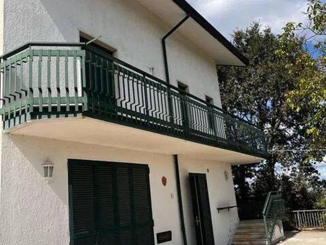 Villa Indipendente in vendita a San Mango Sul Calore, Campania