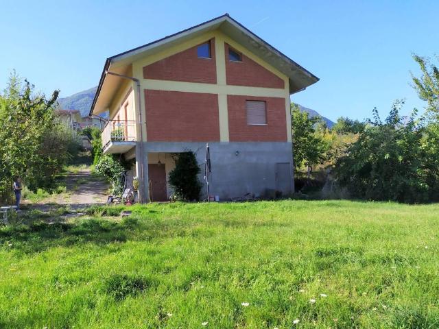 Villa Indipendente in vendita a San Mango Sul Calore, Campania
