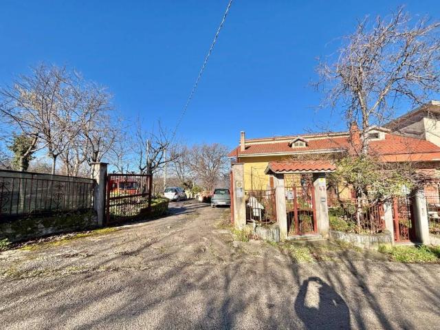 Villa Indipendente in vendita a San Mango Sul Calore, Campania
