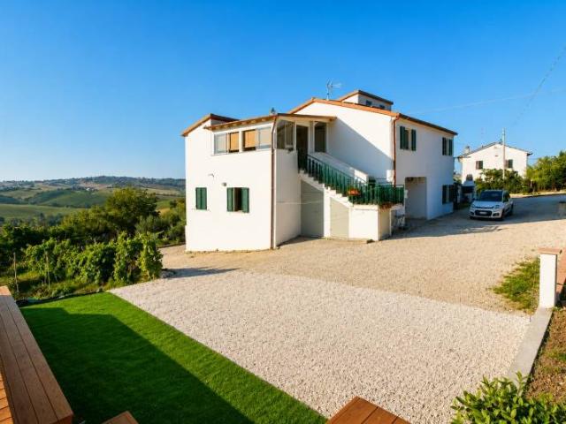 Villa Indipendente in vendita a Marche, Ancona