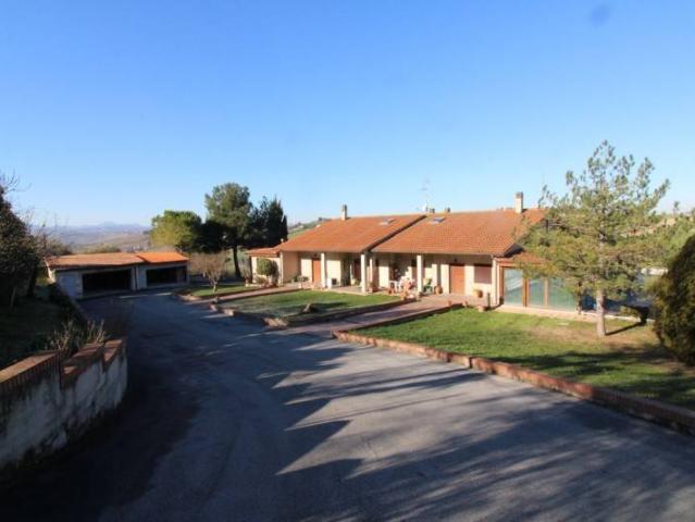 Villa Indipendente in vendita a Marche, Ancona