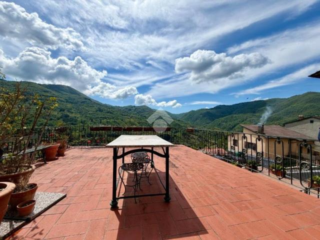 Villa Indipendente in vendita a Piteglio, Toscana