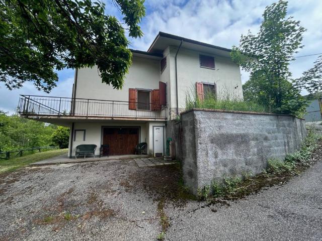 Villa Indipendente in vendita a Piteglio, Toscana