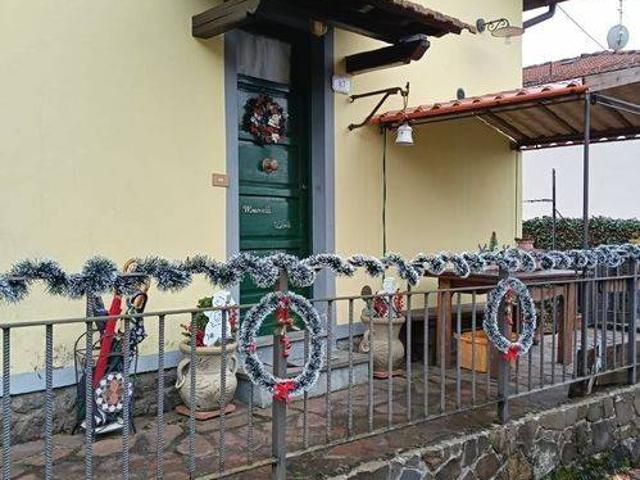 Villa Indipendente in vendita a Piteglio, Pistoia