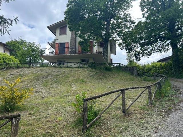 Villa Indipendente in vendita a Piteglio, Pistoia