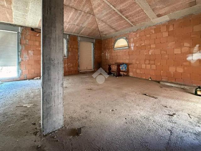 Villa Indipendente in vendita a Fiorentino
