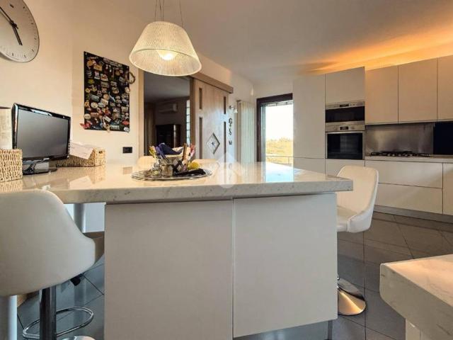 Villa Indipendente in vendita a Borgo Maggiore