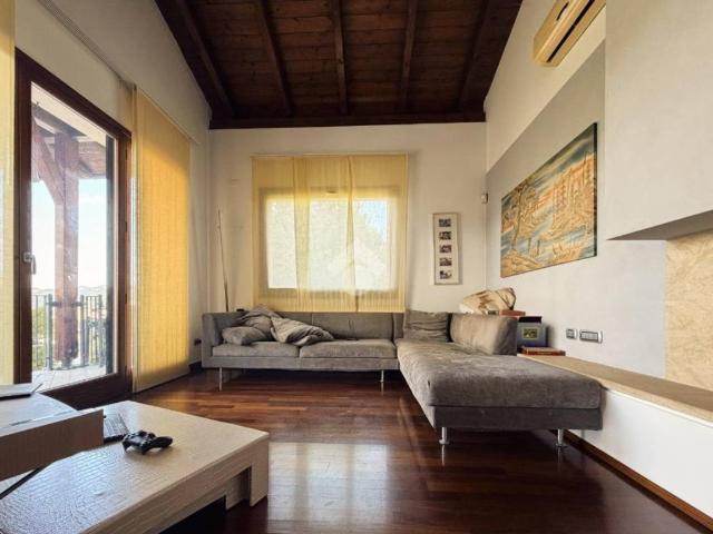 Villa Indipendente in vendita a Acquaviva