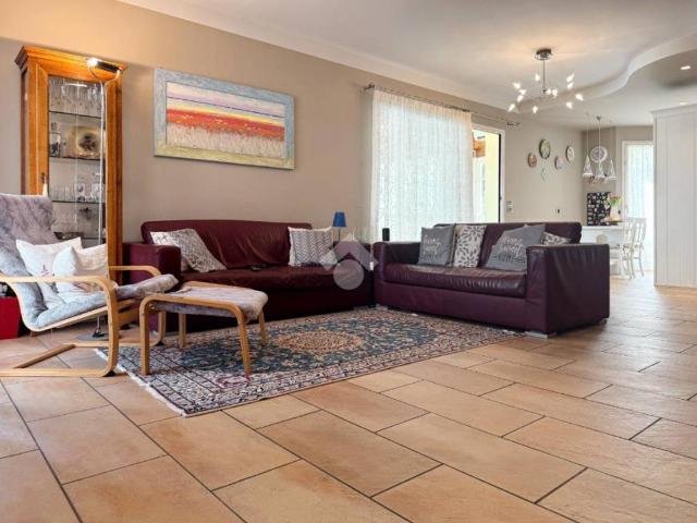 Villa Indipendente in vendita a Domagnano