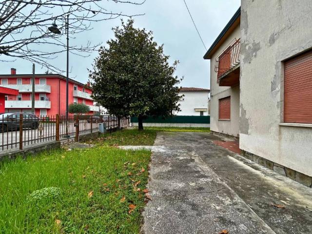 Villa Indipendente in vendita a San Martino Di Venezze, Veneto