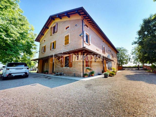 Villa Indipendente in vendita a Pianura Reggiana, Re