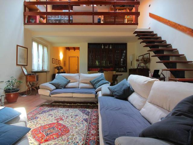 Villa Indipendente in vendita a San Martino Siccomario, Lombardia