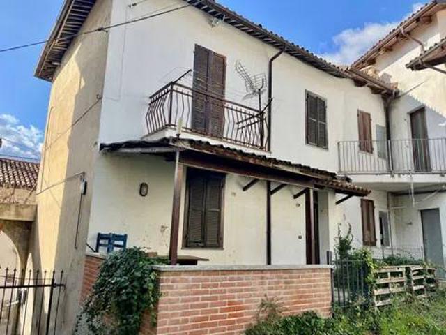 Villa Indipendente in vendita a Piemonte, Asti