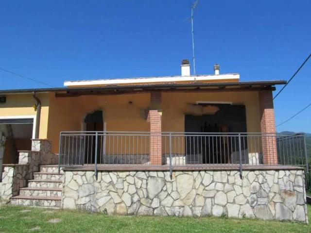 Villa Indipendente in vendita a San Massimo, Molise