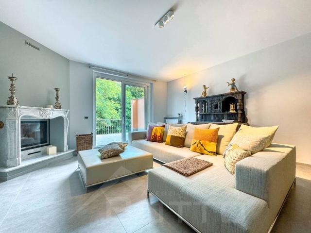 Villa Indipendente in vendita a Piemonte, Novara