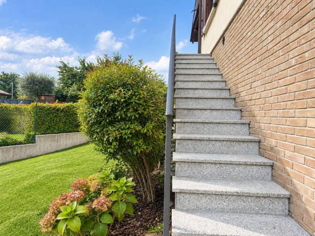 Villa Indipendente in vendita a Niverate, San Maurizio d'Opaglio