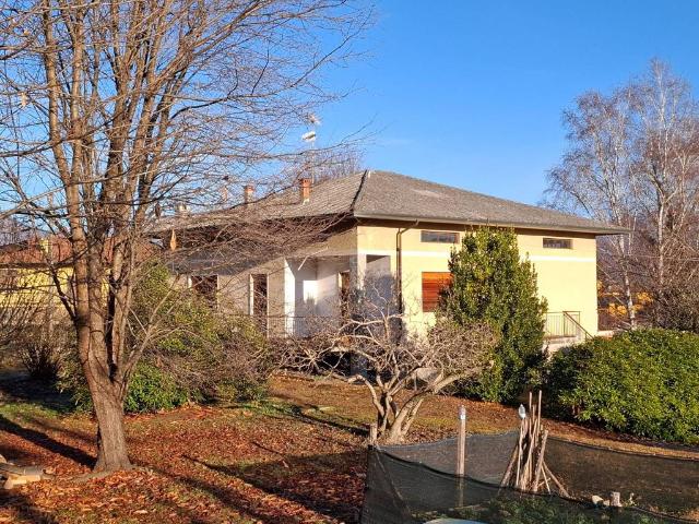 Villa Indipendente in vendita a Piemonte, Novara