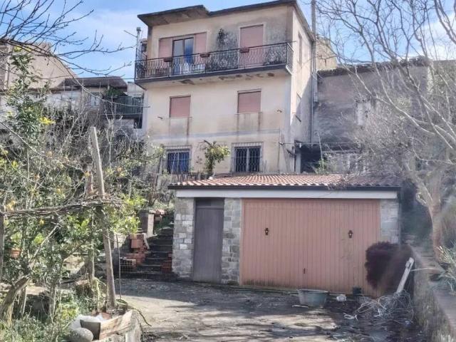 Villa Indipendente in vendita a San Mauro Cilento, Campania