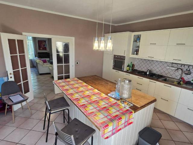 Villa Indipendente in vendita a San Mauro Pascoli, Reggio Emilia