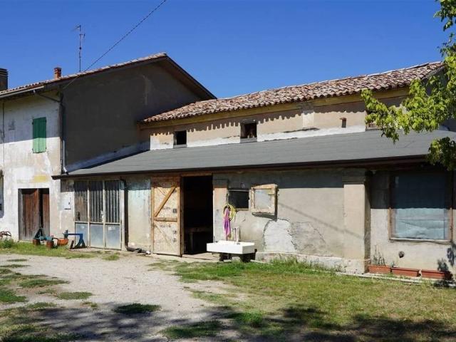 Villa Indipendente in vendita a Savignano Sul Rubicone, Reggio Emilia