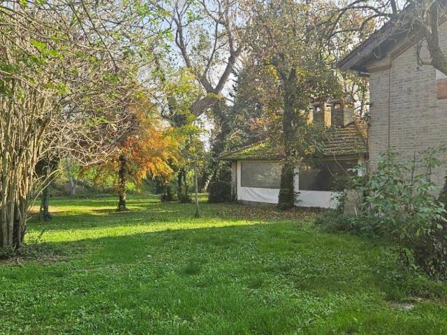 Villa Indipendente in vendita a San Mauro Pascoli, Reggio Emilia