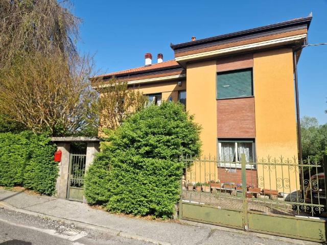 Villa Indipendente in vendita a Sant'Anna, Piemonte