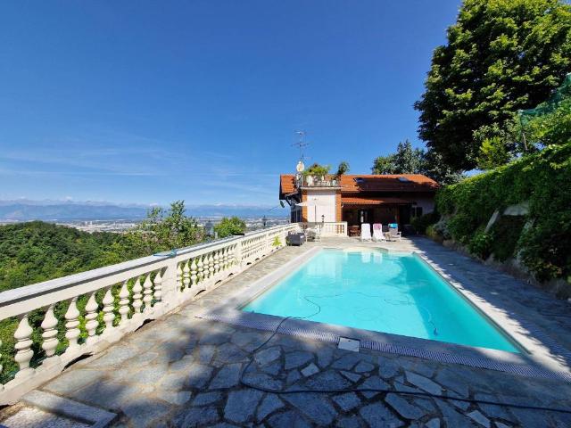 Villa Indipendente in vendita a Centro, Piemonte